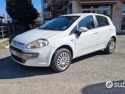 usata Fiat Punto Evo 1.4 70cv per neo patentati