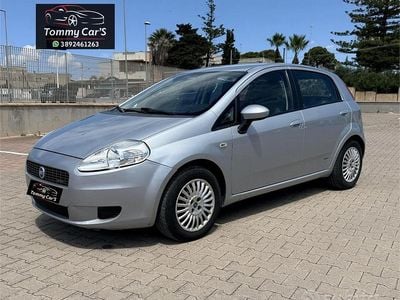 Usata Fiat Grande Punto 75 CV (55 kW) 2007 Grigio Utilitaria