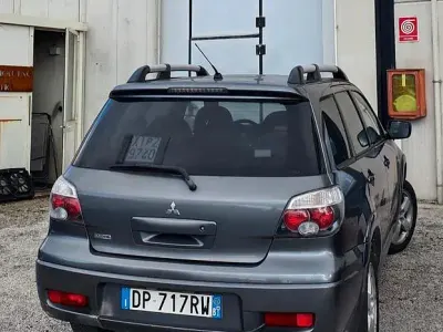 Usata Mitsubishi Outlander 201 CV (147 kW) 2005 SUV