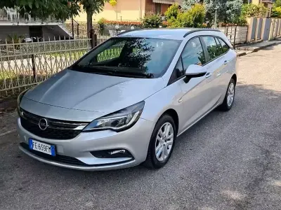Käytetty Opel Astra