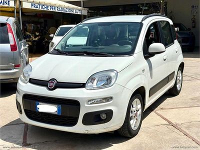 Usata Fiat Panda Lounge 95 CV (69 kW) 2017 Bianco Utilitaria