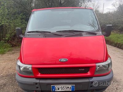 Usata Ford Transit 2003 Rosso Utilitaria