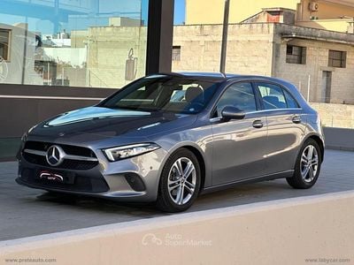 Occasion Mercedes A180 Business 116 ch (85 kW) 2019 Gris Berline