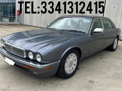 Usata Jaguar XJ 241 CV (177 kW) 1995 Grigio Berlina