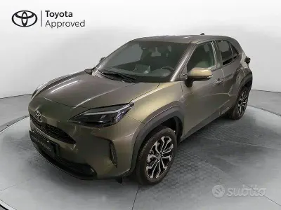 Usata Toyota Yaris Cross Trend 131 CV (96 kW) 2024 Grigio SUV