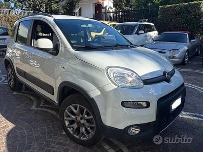 Usata Fiat Panda 4x4 S 85 CV (62 kW) 2017 Bianco(met.) Utilitaria
