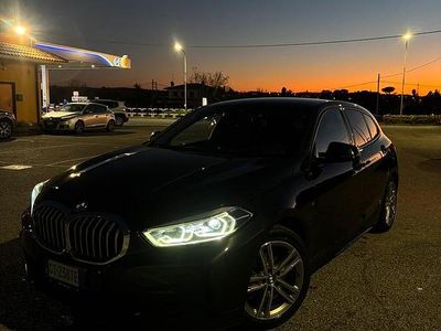 Usata BMW 118 Comfort Edition 136 CV (100 kW) 2022 Nero Utilitaria