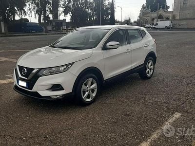 Usata Nissan Qashqai 115 CV (84 kW) 2019 Bianco SUV