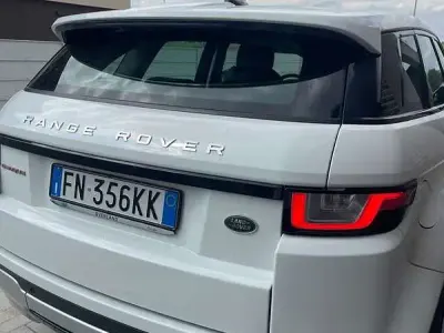Usata Land Rover Range Rover evoque 150 CV (110 kW) 2018 Bianco SUV