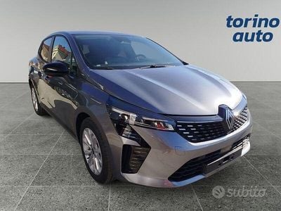 Nuova Renault Clio V 100 CV (73 kW) 2025 Grigio Berlina