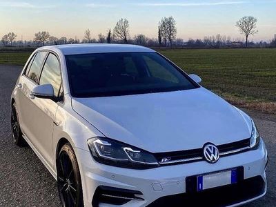 Używany VW Golf VII Sportline 116 KM (85 kW) 2018 Sedan/Limuzyna