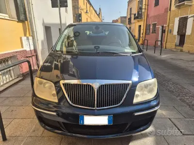 Usata Lancia Phedra 136 CV (100 kW) 2007 Bluazzurro Monovolume