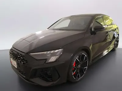 Usata Audi RS3 400 CV (294 kW) 2022 0e nero mito metallizzato Berlina