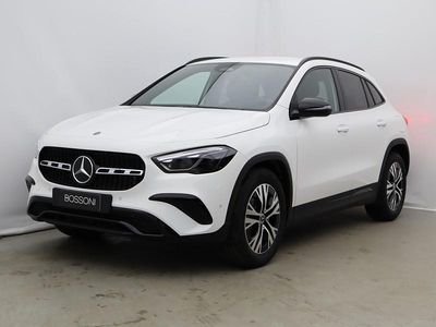Bianco Nuova 2026 Mercedes GLA180 Advanced SUV | 45.200 € (Cara)