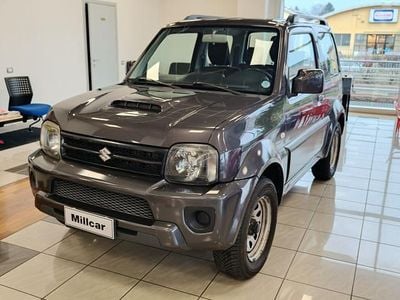 Usata Suzuki Jimny 84 CV (61 kW) 2014 Grigio scuro SUV