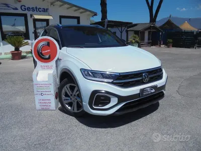 Usata VW T-Roc R-line 110 CV (80 kW) 2022 Bianco SUV
