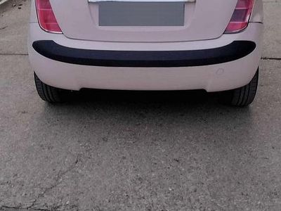 Usata Lancia Ypsilon 70 CV (51 kW) 2005 Grigio Utilitaria