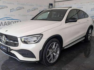Usata Mercedes GLC300 Premium Plus 245 CV (180 kW) 2019 Bianco diamante metallizzato SUV