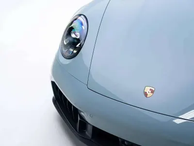 Usata Porsche 992 540 CV (397 kW) 2025 Blu/azzurro Cabrio