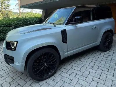 Usata Land Rover Defender SE Dynamic 200 CV (147 kW) 2022 Grigio SUV
