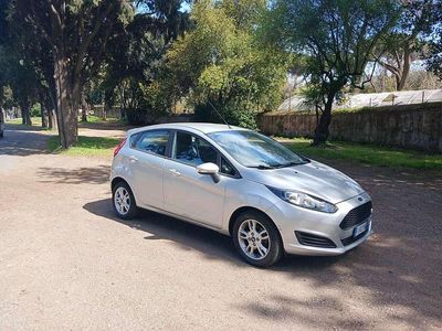 Usata Ford Fiesta Business Edition 95 CV (69 kW) 2017 Argento Utilitaria