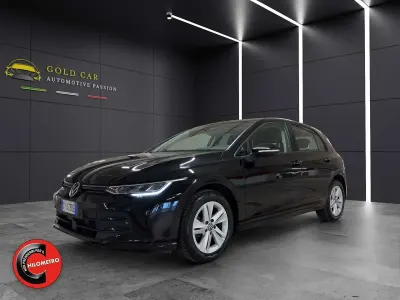 Usata VW Golf VIII Life 116 CV (85 kW) 2025 Nero Berlina