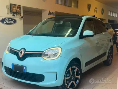 Usata Renault Twingo SE 65 CV (47 kW) 2020 Bluazzurro Utilitaria