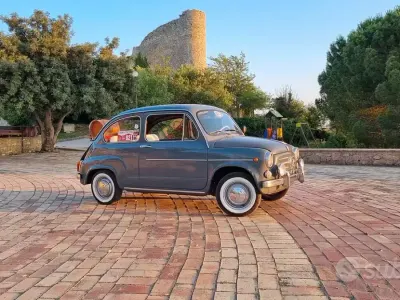 Usata Fiat 600D 1960 Grigio Utilitaria