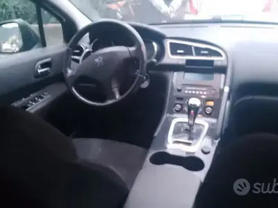Usata Peugeot 5008