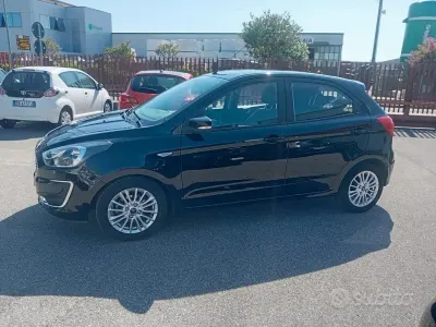 Usata Ford Ka 86 CV (63 kW) 2019 Nero Berlina