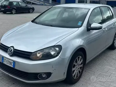 Usata VW Golf VI Highline 110 CV (80 kW) 2009 Grigio Utilitaria