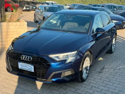 Usata Audi A3 Advanced 149 CV (109 kW) 2022 Blu Berlina
