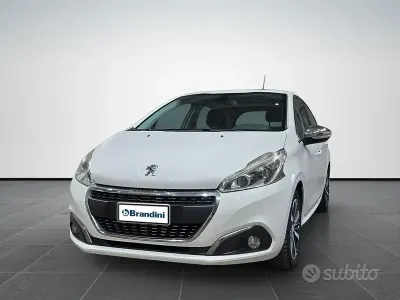 Usata Peugeot 208 Allure 82 CV (60 kW) 2016 Bianco Utilitaria