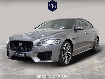 Usata Jaguar XF Prestige 180 CV (132 kW) 2020 Grigio Berlina