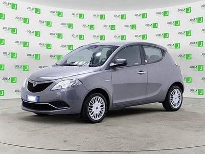 Grigio Usata 2022 Lancia Ypsilon Silver Utilitaria | 10.300 € (Buon prezzo)