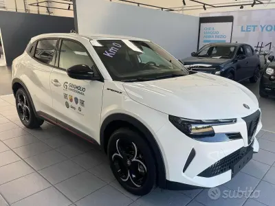 Nuova Alfa Romeo GT Junior Edizione Speciale 136 CV (100 kW) 2025 Bianco SUV