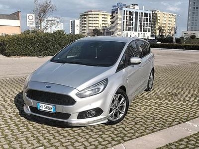 Grigio Usata 2018 Ford S-MAX ST-Line Monovolume | 12.000 €