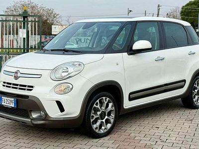 Usata Fiat 500L Trekking 95 CV (69 kW) 2015 Bianco Monovolume