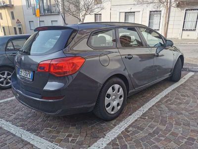 usata Opel Astra AstraSports Tourer 1.7 cdti Elective 110cv
