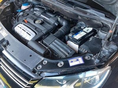 Nero Usata 2013 VW Touran Monovolume | 6000 € (Buon prezzo)