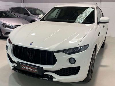 usata Maserati Levante Levante3.0 V6 275cv auto - TAGLIANDI