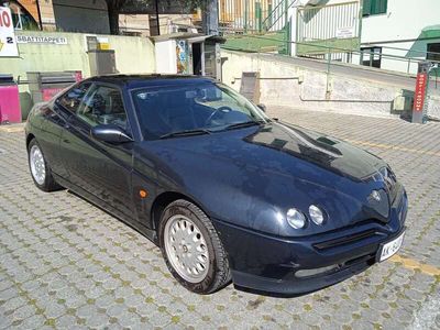 Second-hand Alfa Romeo GTV Lusso 150 CP (110 kW) 1996 Negru Coupe