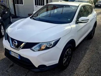 Usata Nissan Qashqai Tekna 110 CV (80 kW) 2015 SUV