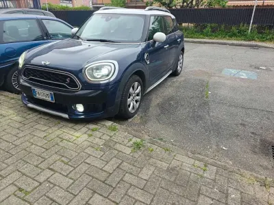 Begagnad Mini Cooper SD Countryman Business 190 HK (139 kW) 2018 Blå SUV