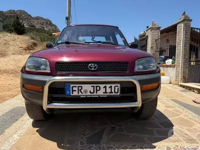 Usata Toyota RAV4 129 CV (94 kW) 1995 Rosso SUV