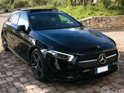 Usata Mercedes A180 Premium 116 CV (85 kW) 2018 Nero Berlina