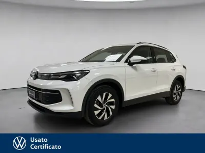 Usata VW Tiguan Life 150 CV (110 kW) 2024 Bianco / pastello SUV