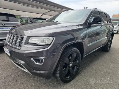 Usata Jeep Grand Cherokee Overland 250 CV (183 kW) 2015 Grigio SUV