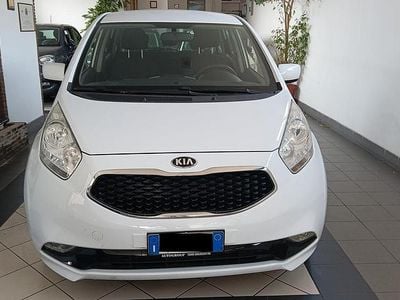Usata Kia Venga Active 89 CV (65 kW) 2017 Bianco Utilitaria