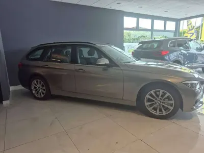 Usata BMW 320 Luxury Line 190 CV (139 kW) 2017 Station wagon